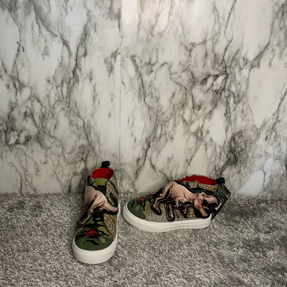 Other - Jurassic Park Casual Sneakers BoysSize 7 Toddler